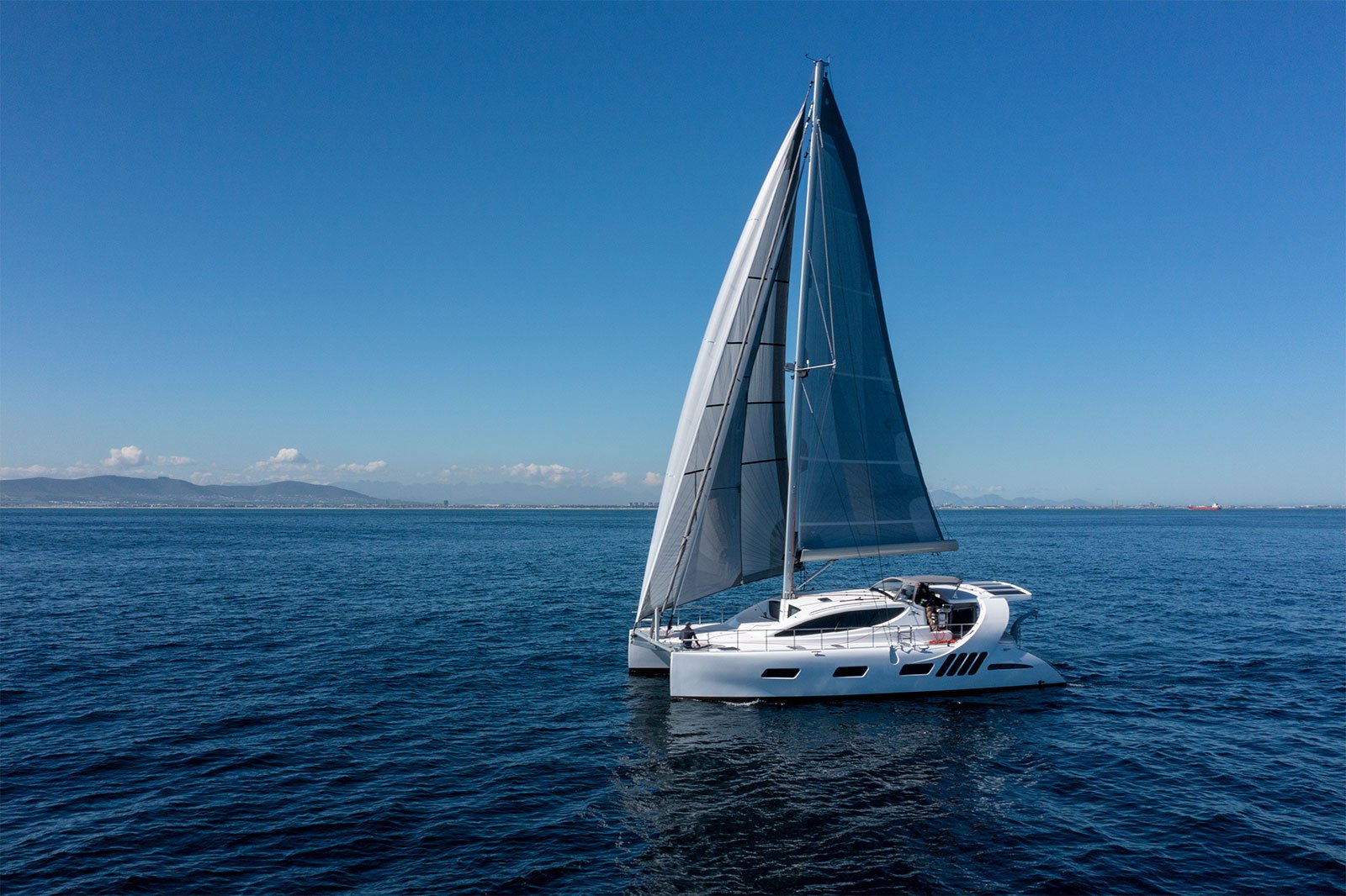 The 2022 “Best Boat” Nominee - X5 PLUS debuting at the Annapolis Boat Show