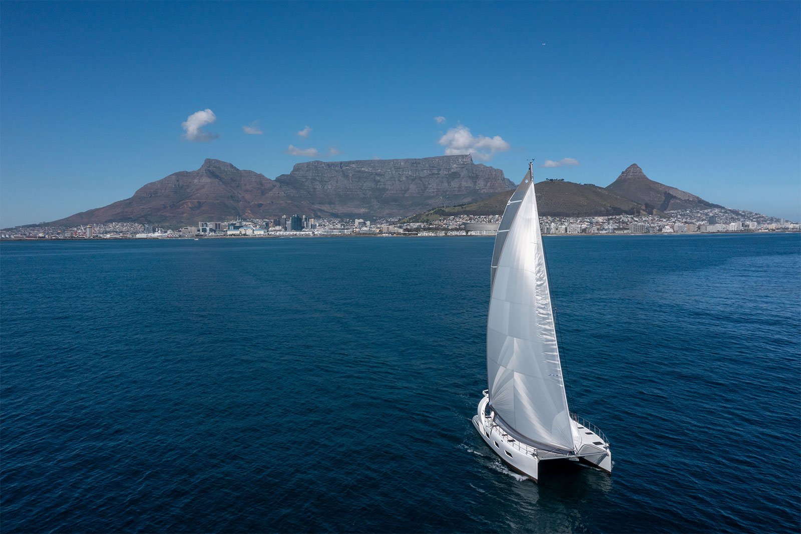 The 2022 “Best Boat” Nominee - X5 PLUS debuting at the Annapolis Boat Show