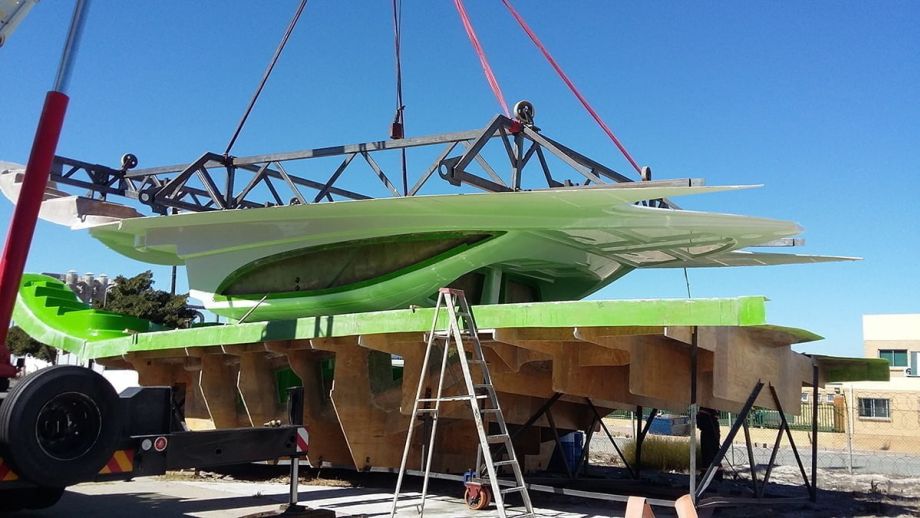 Hull #002 of the X5 SAIL